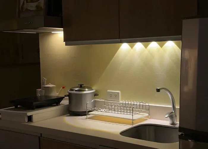 Staycation In Metro By La Mansion D Azure Aparthotel Manila