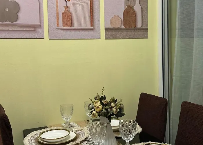 Staycation In Metro By La Mansion D Azure Manila